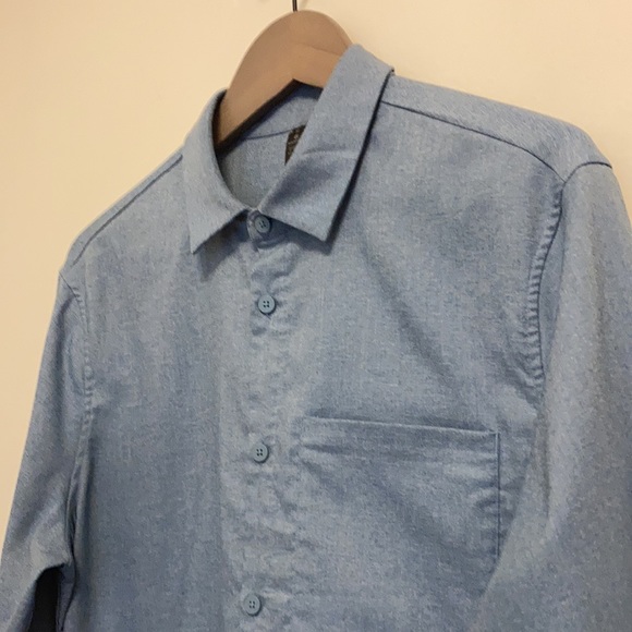 Lululemon Blue Button Up Shirt Size Medium - Picture 5 of 13